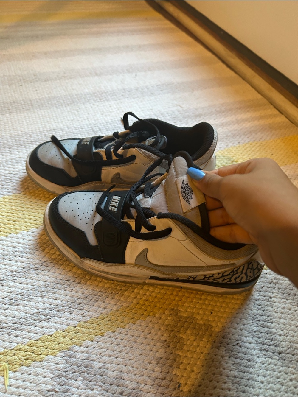 Air Jordan Legacy 312 Low ‘Light Smoke Grey’ Sneakers Black White